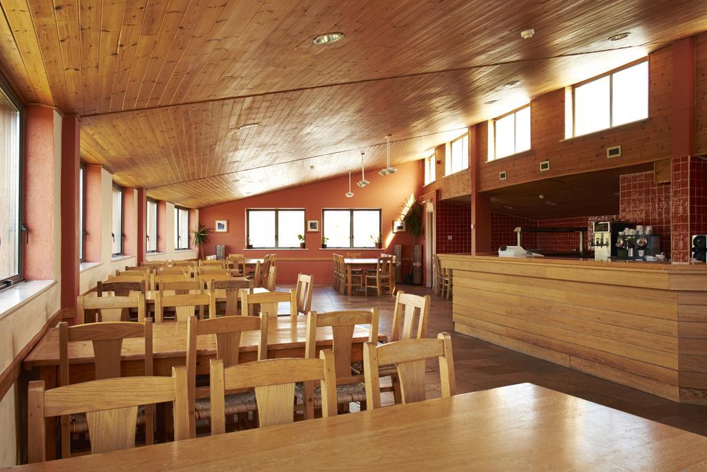 Killary Adventure Centre Hotel Leenaun Exterior photo