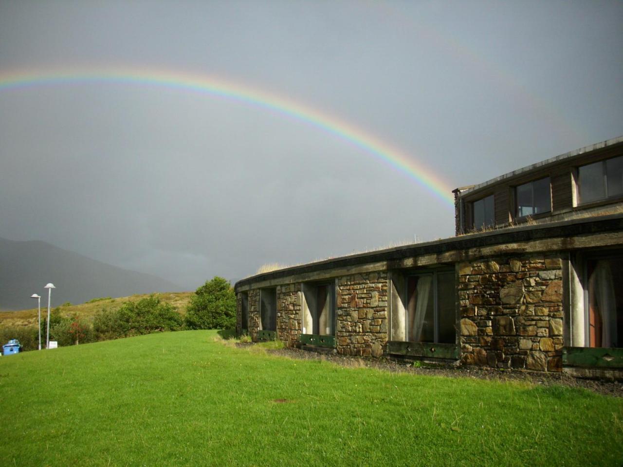 Killary Adventure Centre Hotel Leenaun Exterior photo